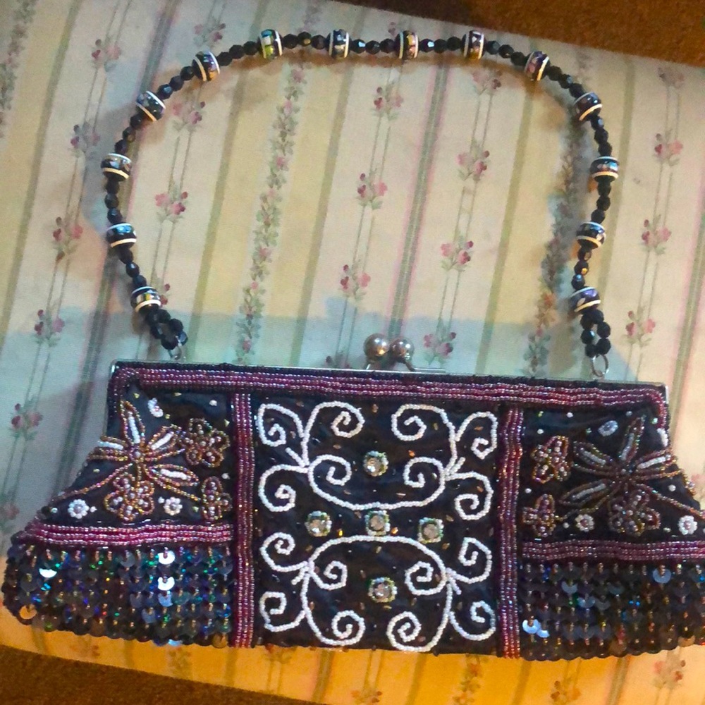 Beaded clutch evening bag